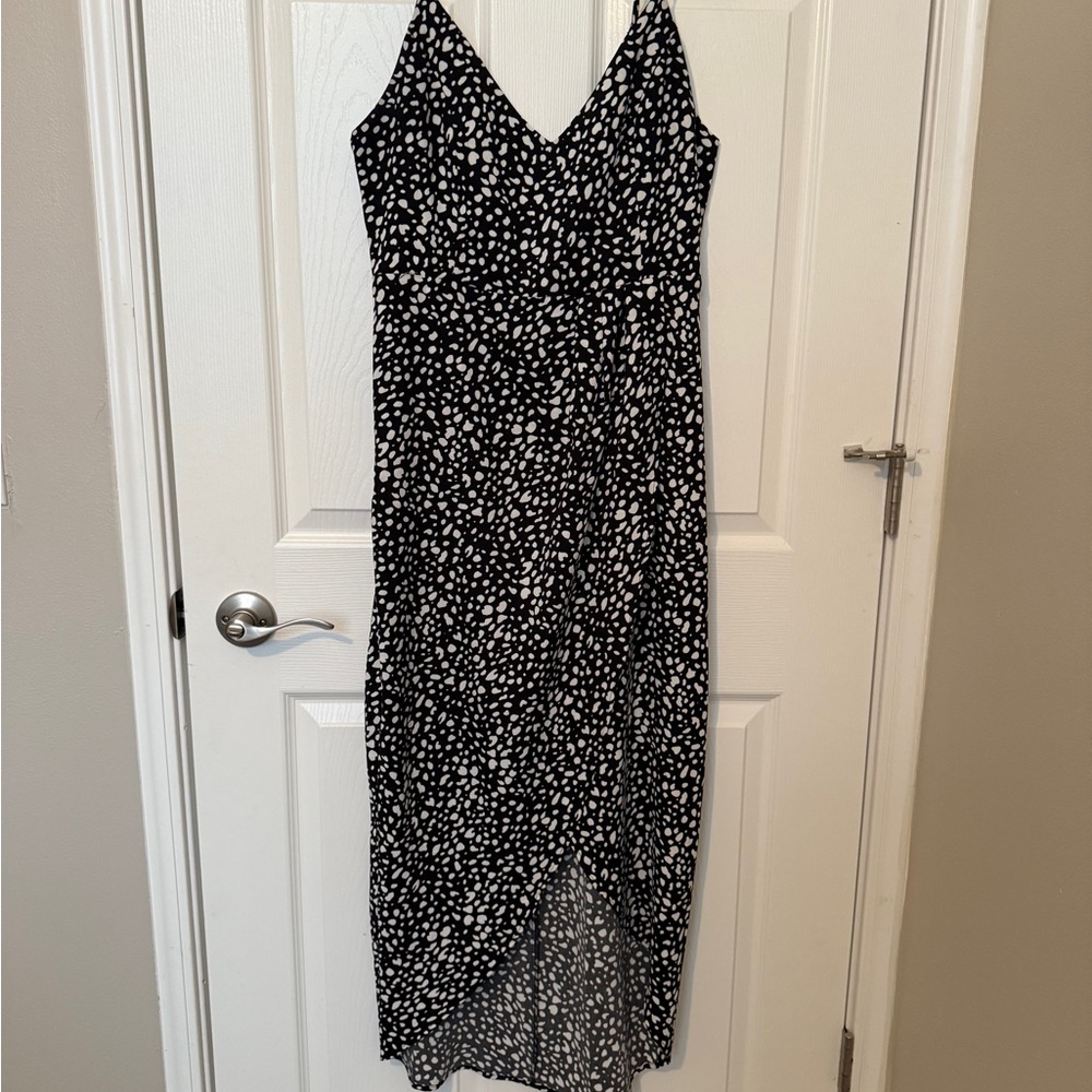 Amazon Black and White Patterned Midi Dress